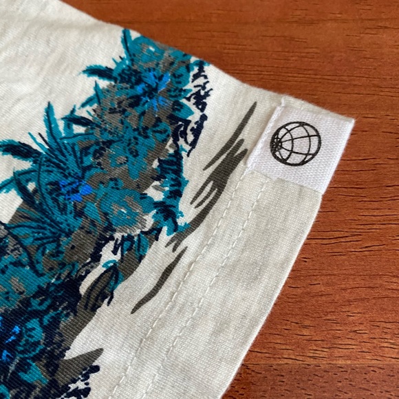 MEN’S FREE PLANET SHIRT - Picture 5 of 7